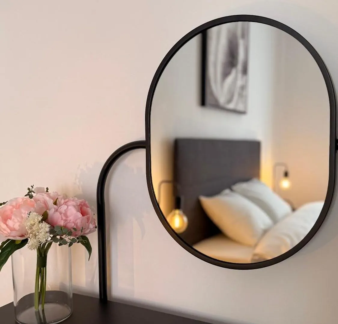 Cozy Central Apartment With Balcony And Self Check-In Rh Living Bucharest Romania