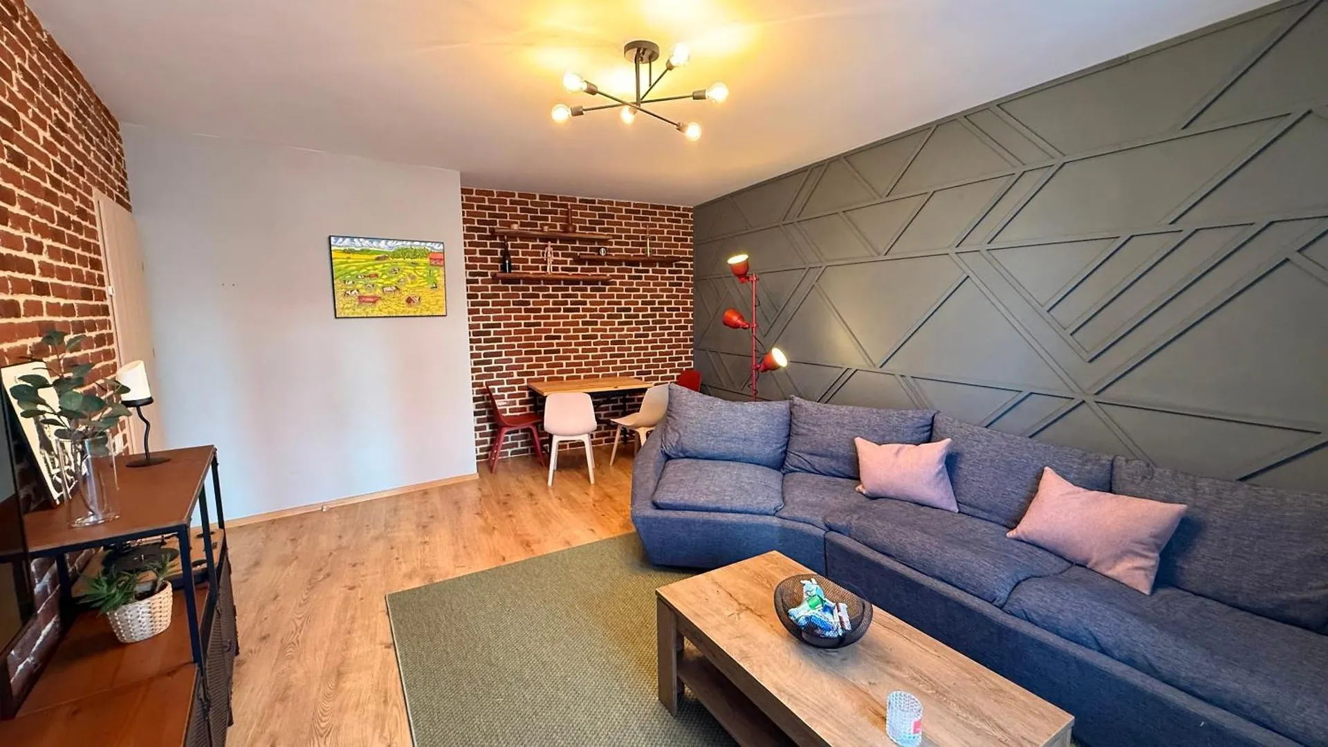 Cozy Central Apartment With Balcony And Self Check-In Rh Living Bucharest